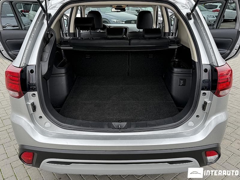 2021 Mitsubishi Outlander — Miniatură 22