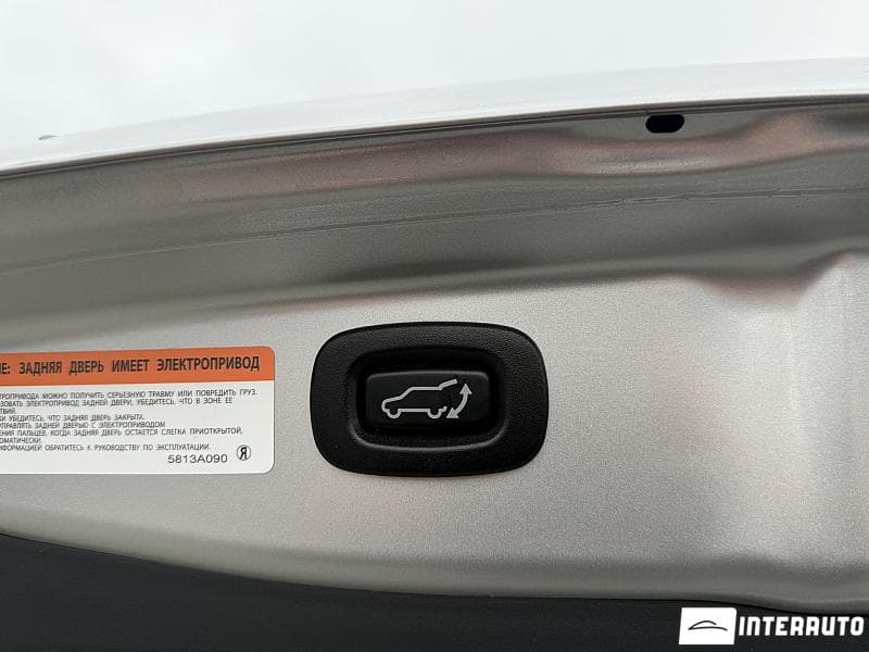 2021 Mitsubishi Outlander — Miniatură 23