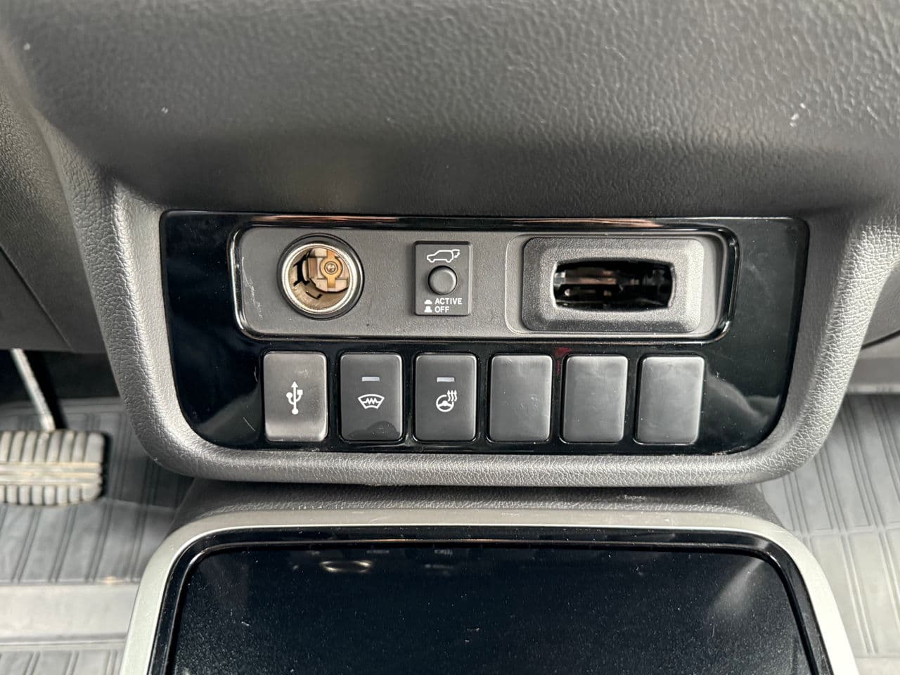 2021 Mitsubishi Outlander — Miniatură 12