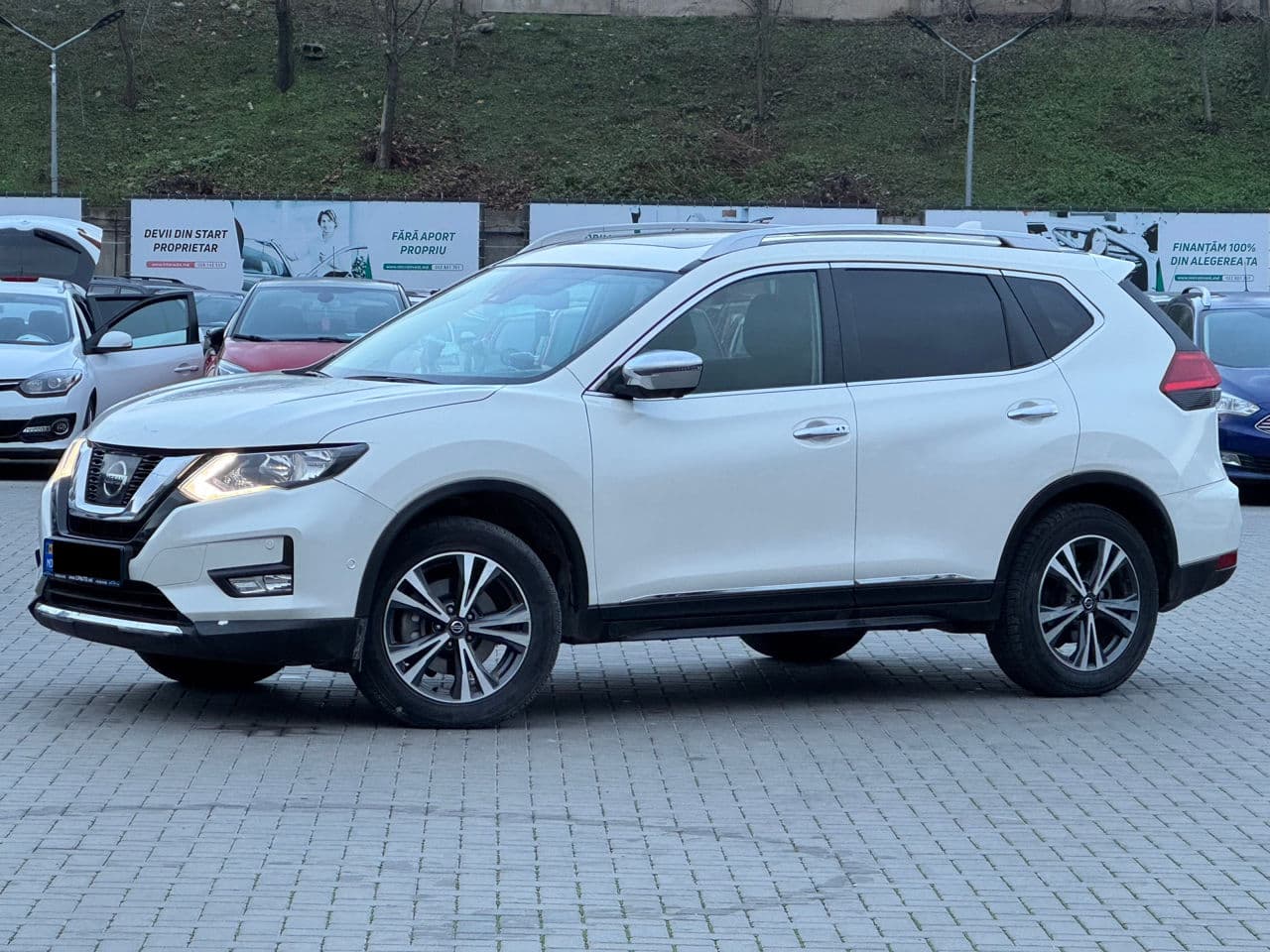 Nissan X-Trail 2017 — Миниатюра 2