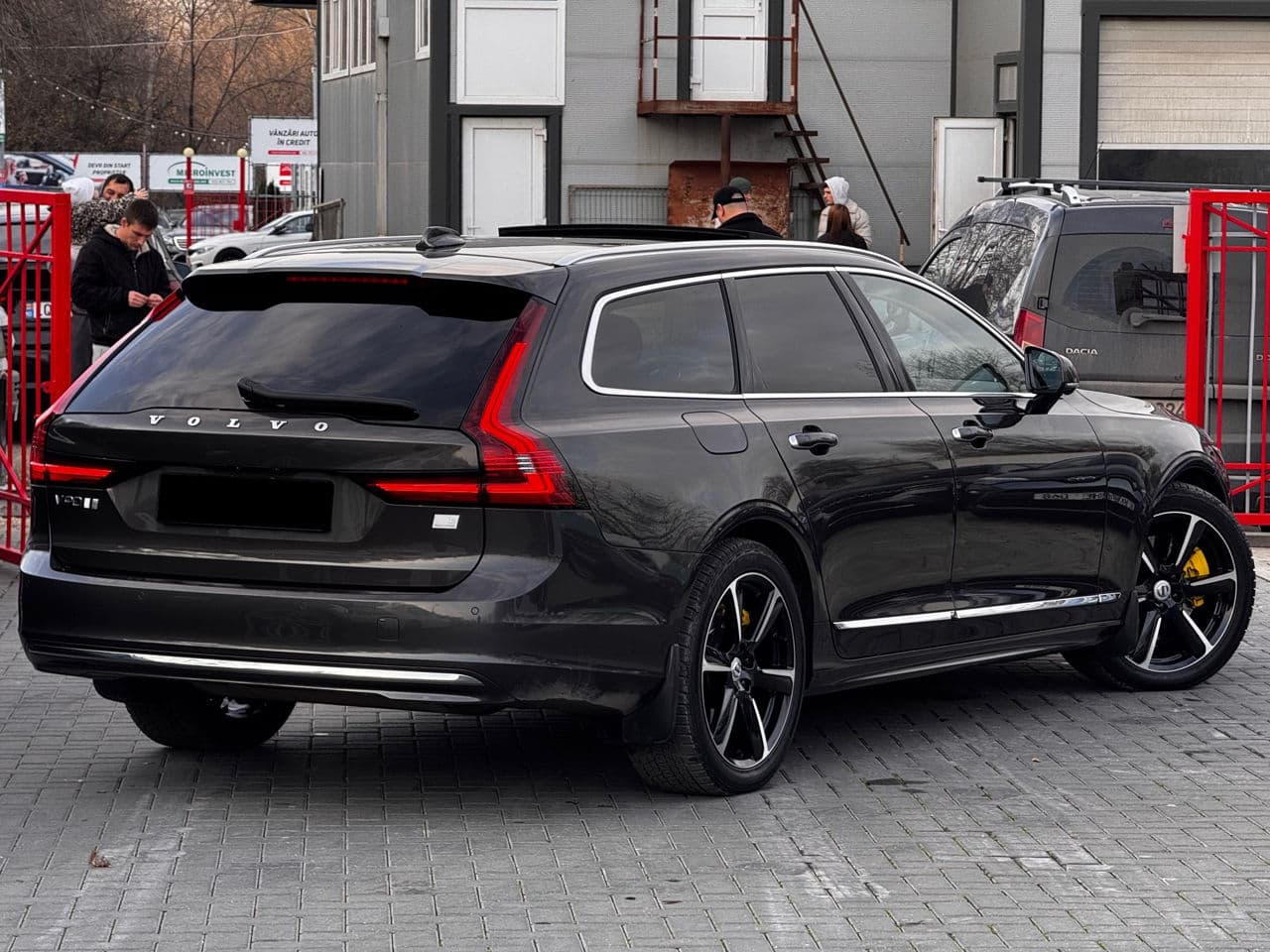2020 Volvo V 90 — Miniatură 4