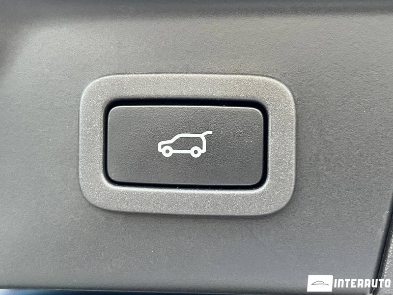 Land Rover Range Rover Velar 2018 — Миниатюра 25