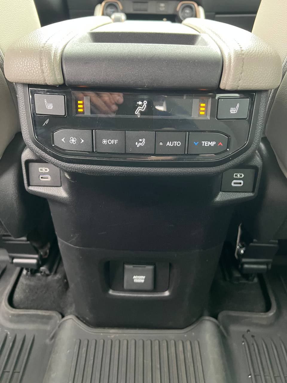 2023 Toyota Grand Highlander — Miniatură 19