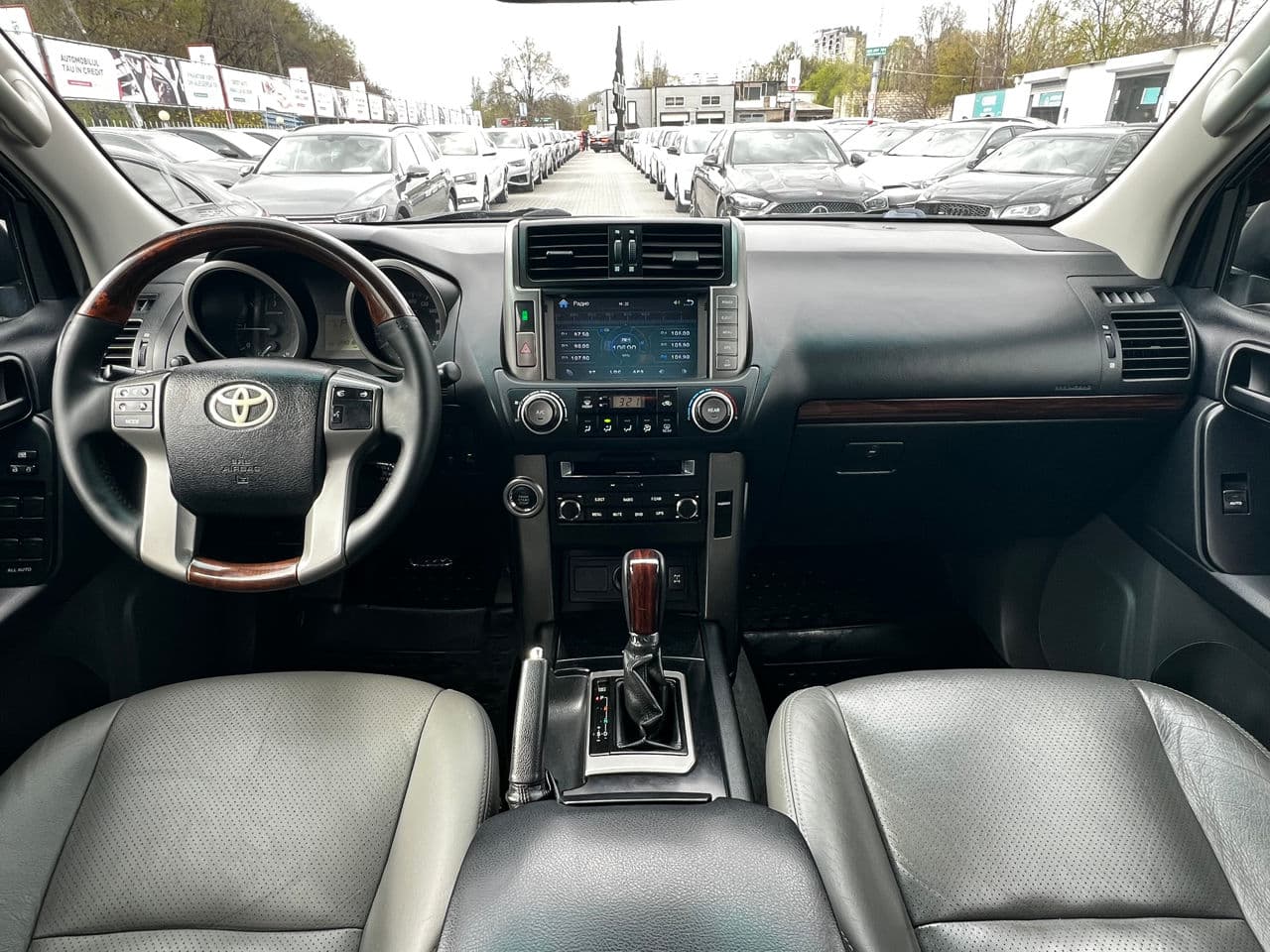Toyota Land Cruiser Prado 2010 — Миниатюра 8
