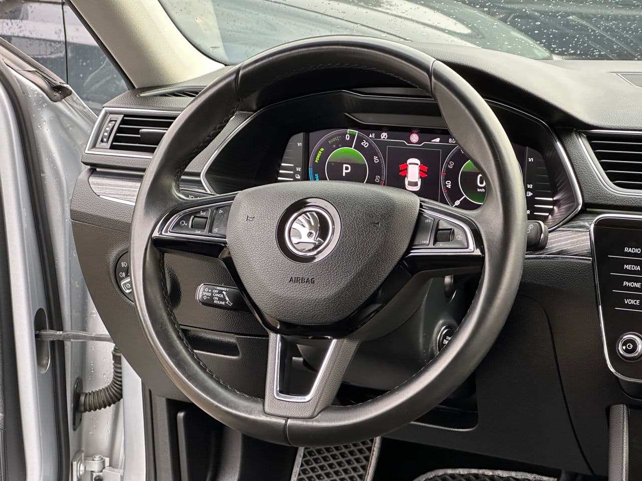2020 Skoda Superb — Miniatură 7