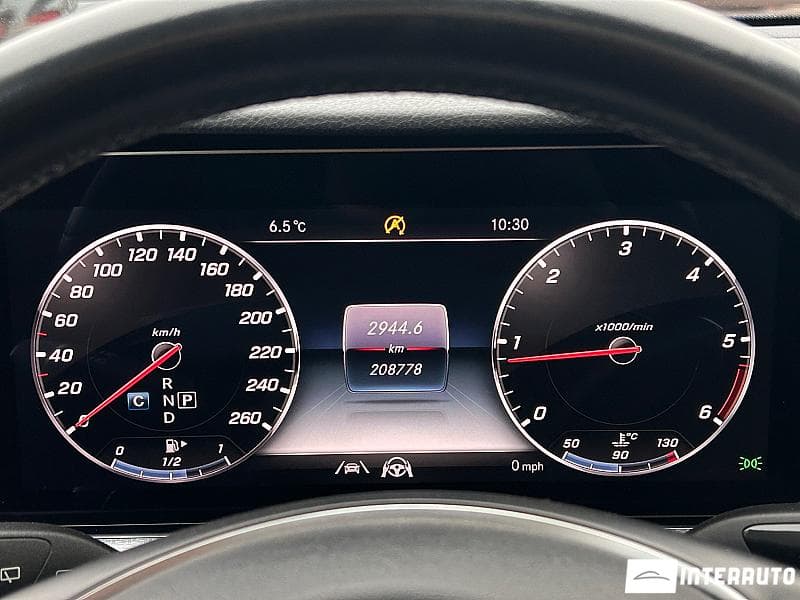 Mercedes E 220 2018 — Миниатюра 12