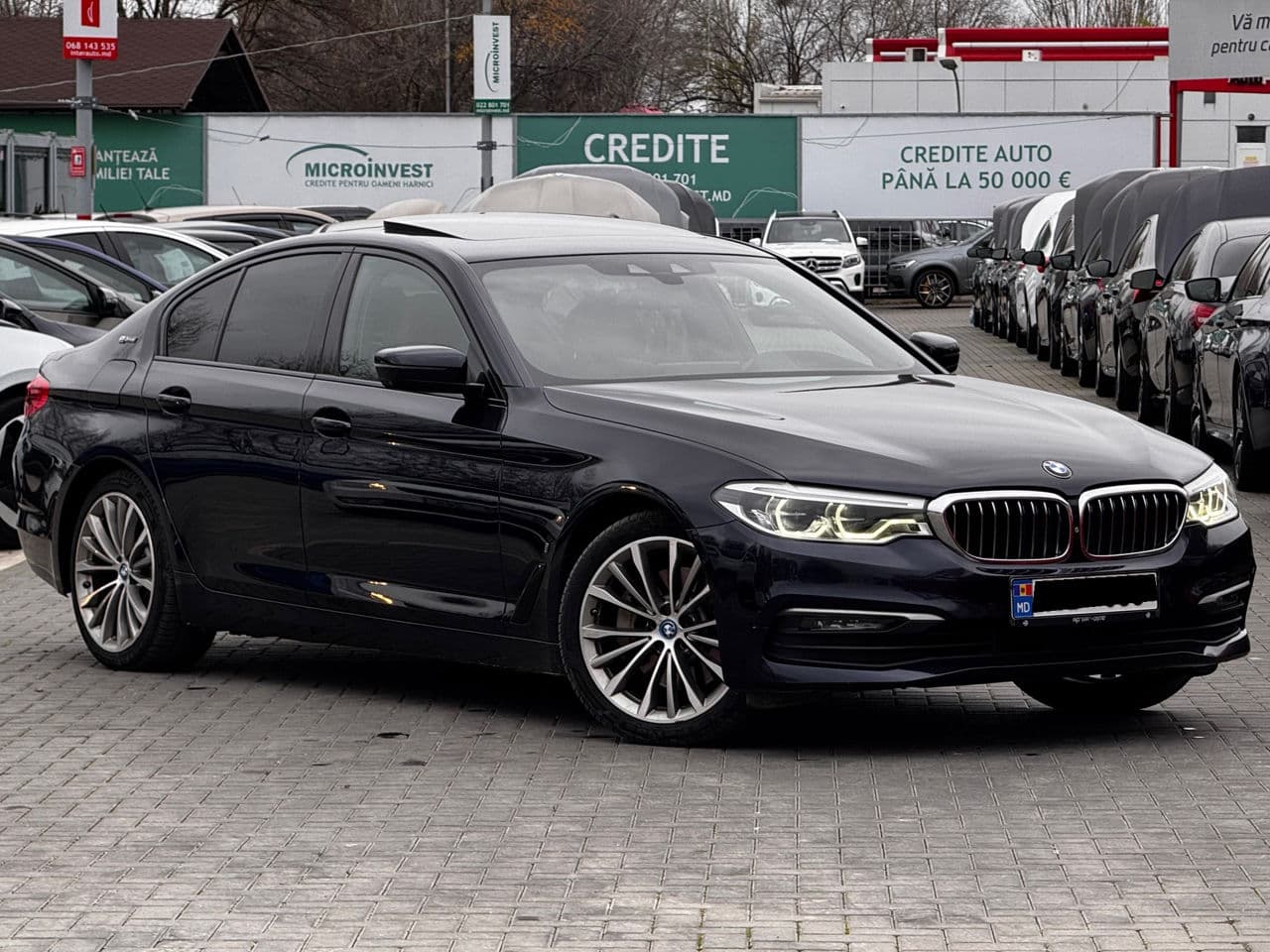 2019 BMW 530e — Miniatură 2