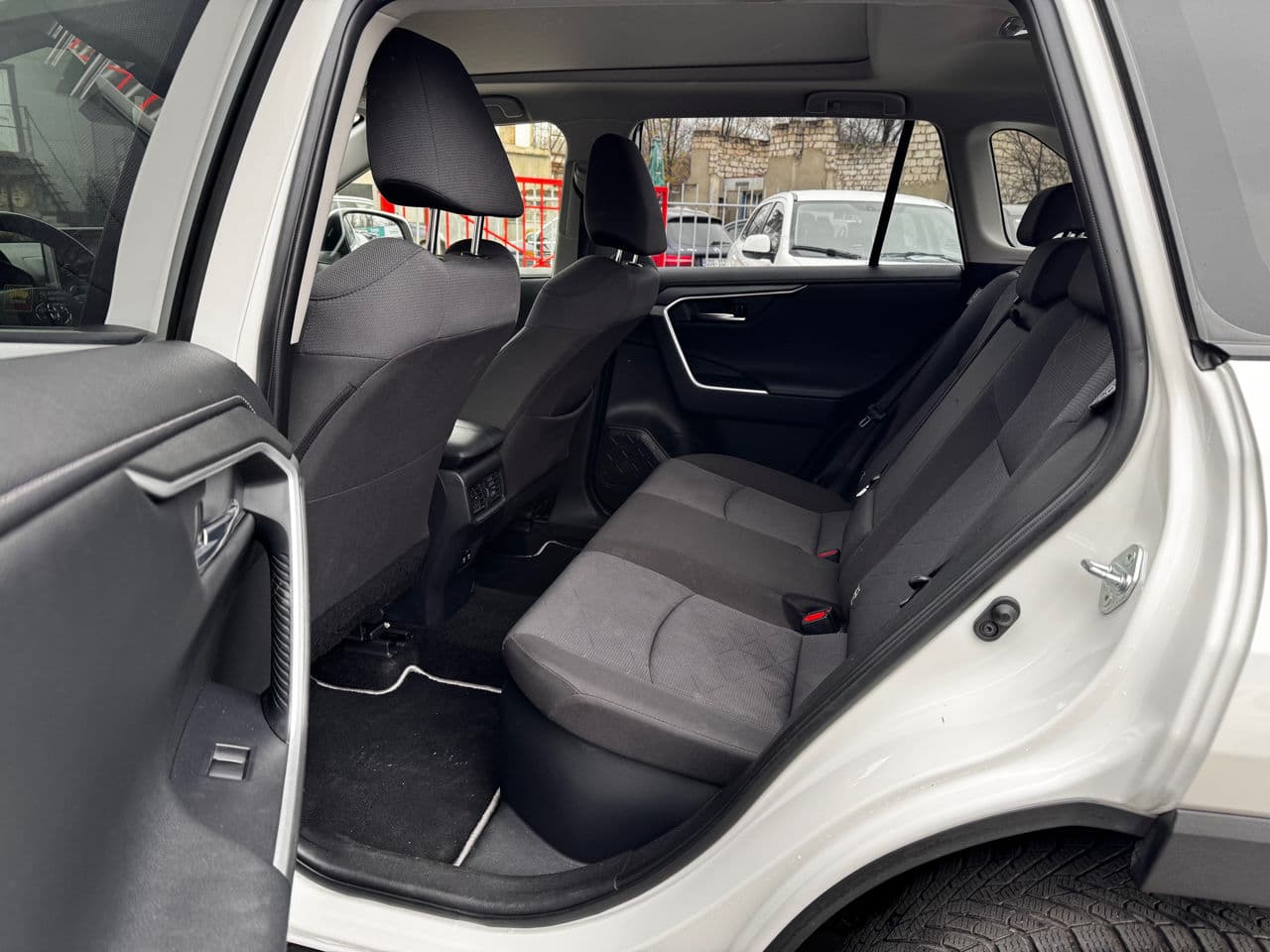 Toyota Rav-4 2020 — Миниатюра 19