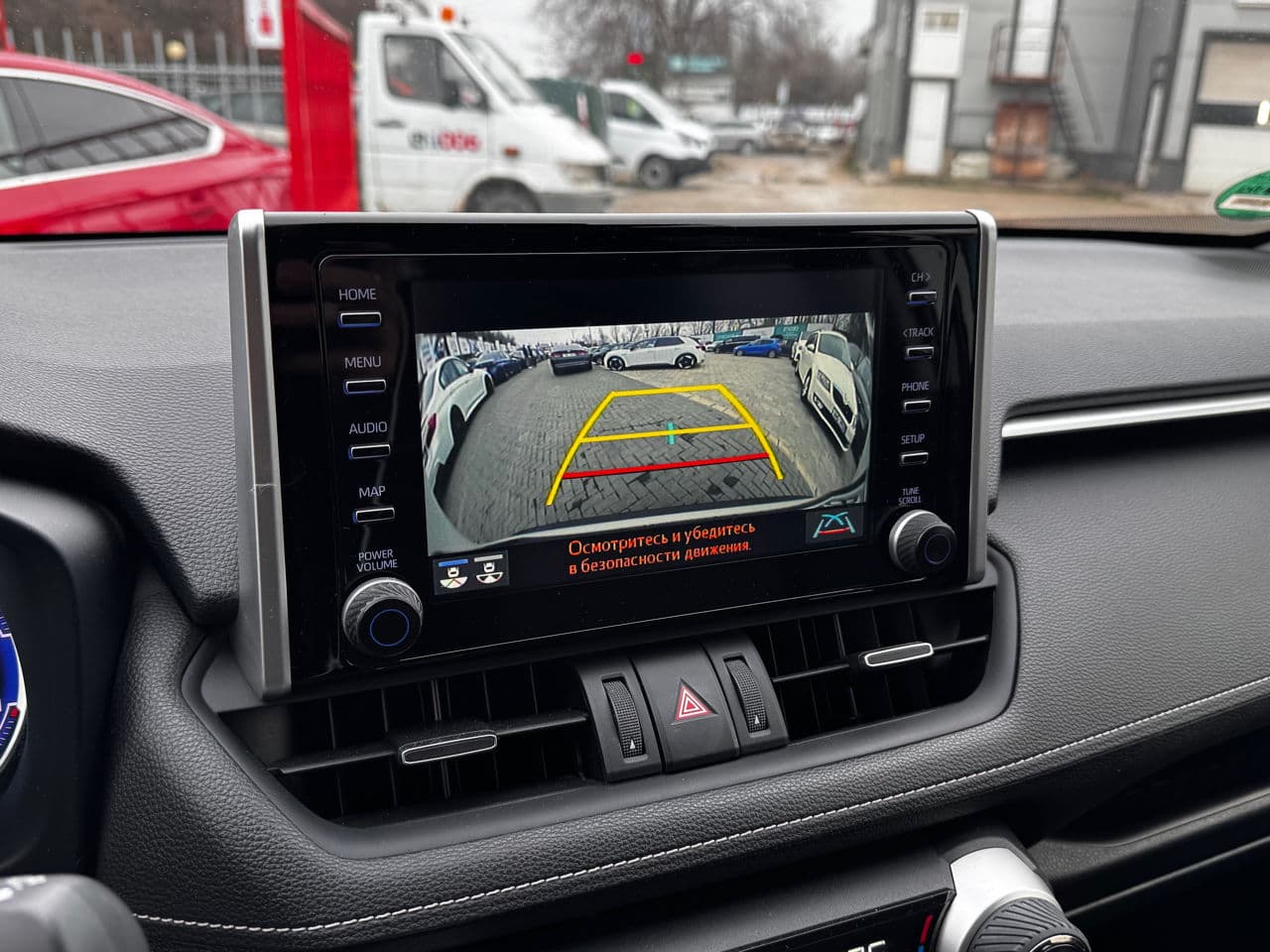 Toyota Rav-4 2020 — Миниатюра 10