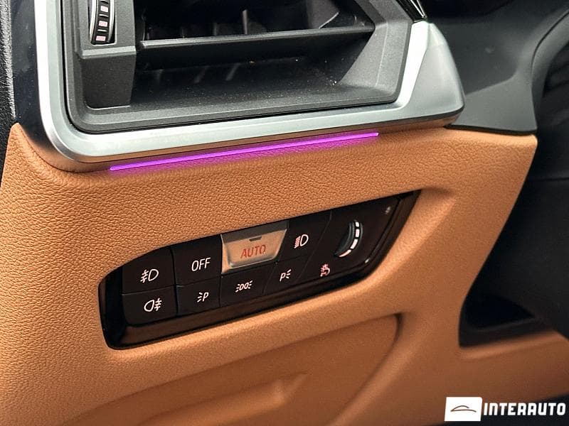BMW 330E 2021 — Миниатюра 17