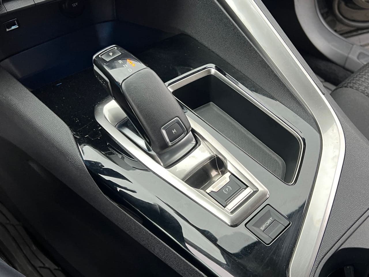 2019 Peugeot 3008 — Miniatură 12