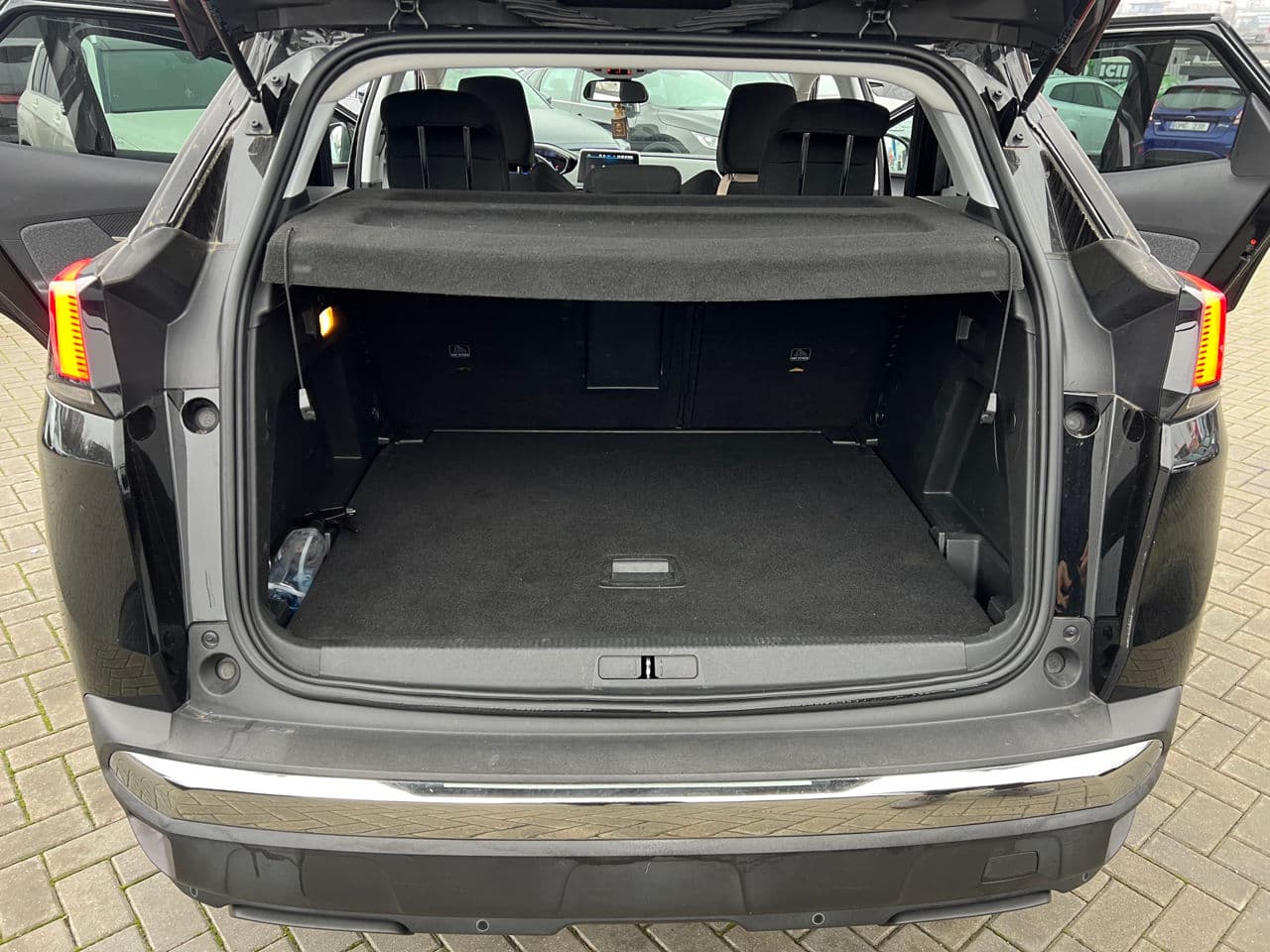 2019 Peugeot 3008 — Miniatură 17