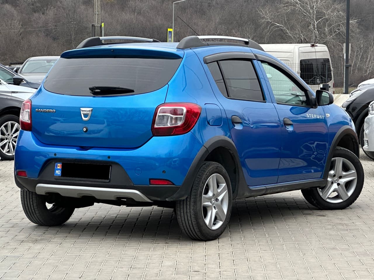 2016 Dacia Sandero Stepway — Miniatură 3