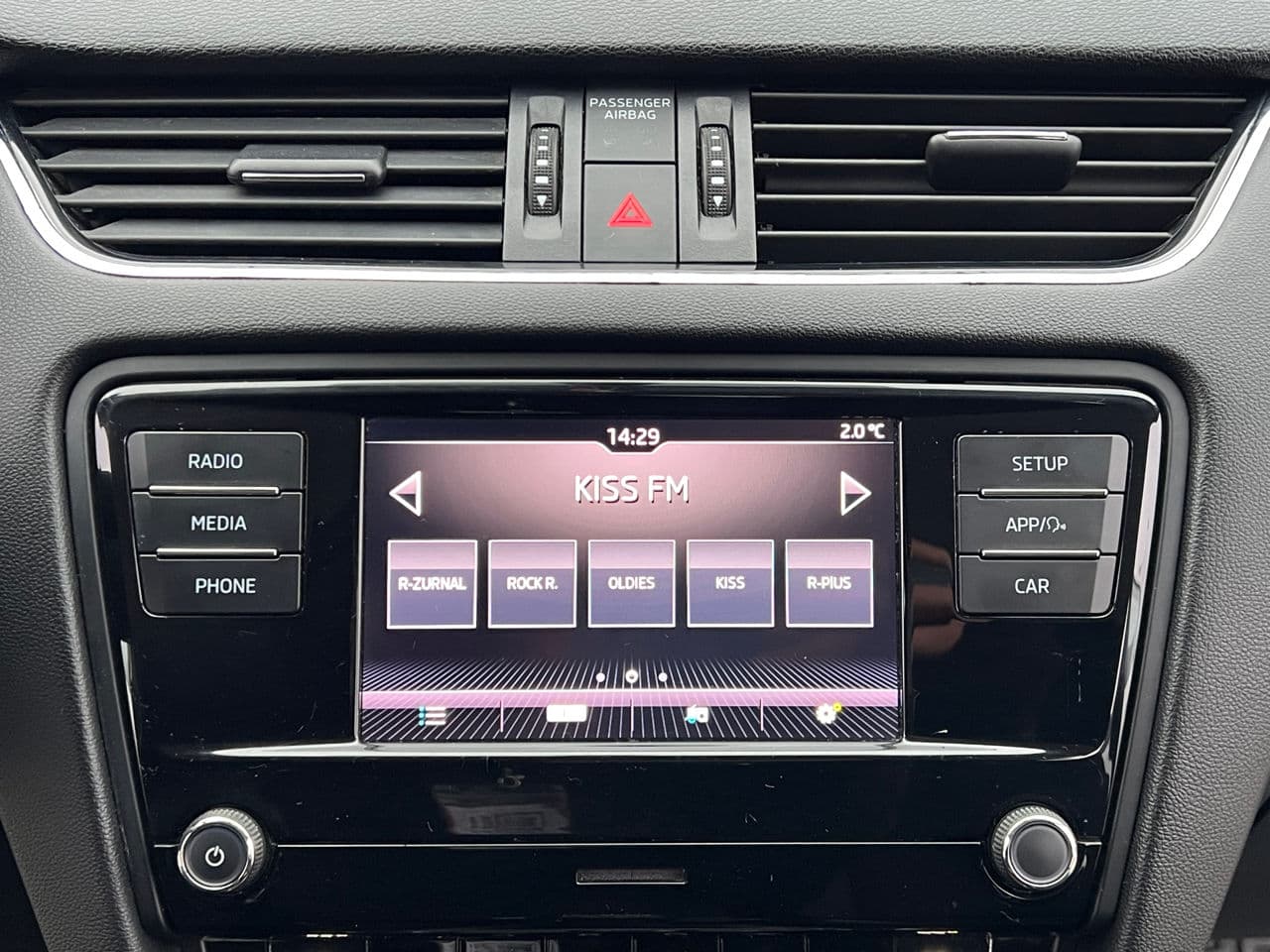 2018 Skoda Octavia — Miniatură 9