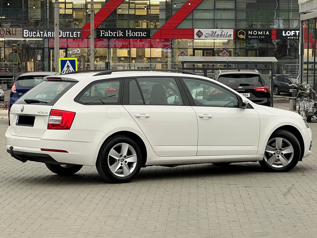 2018 Skoda Octavia — Miniatură 3