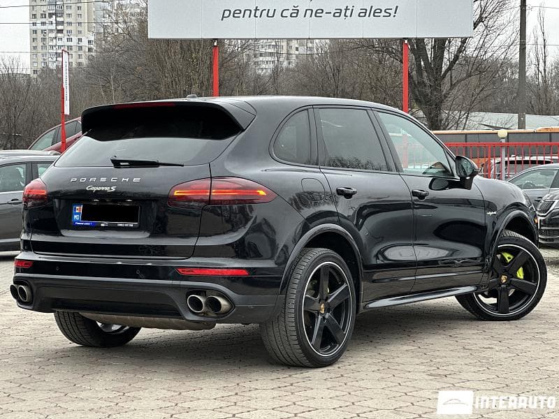 2017 Porsche Cayenne S Hybrid — Miniatură 3