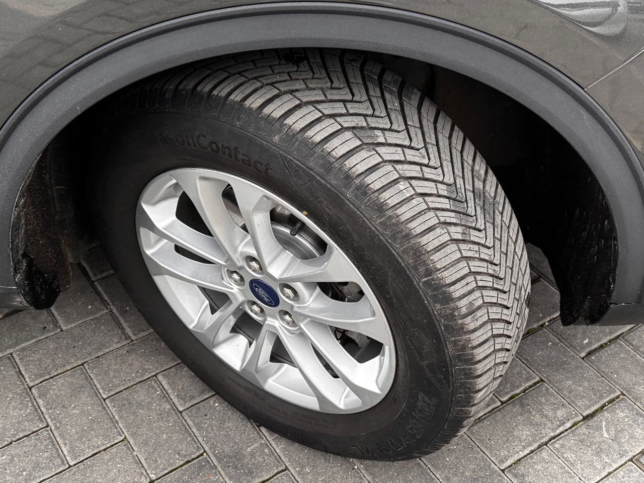 2020 Ford Kuga — Miniatură 21