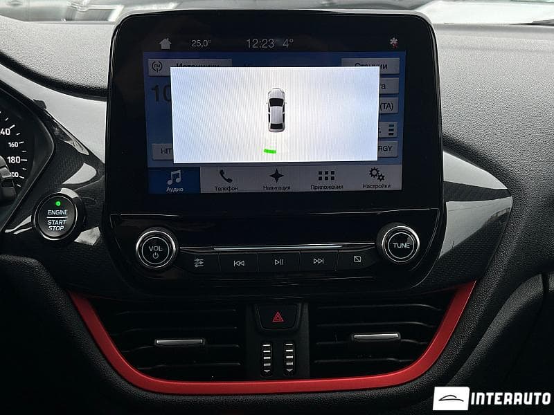 2017 Ford Fiesta — Miniatură 13
