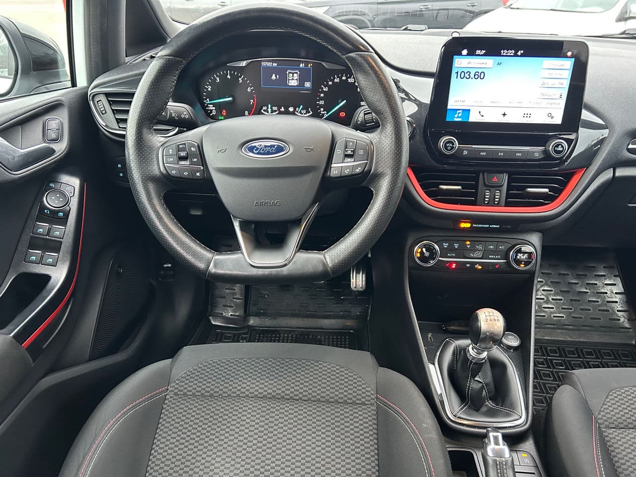 2017 Ford Fiesta — Miniatură 9