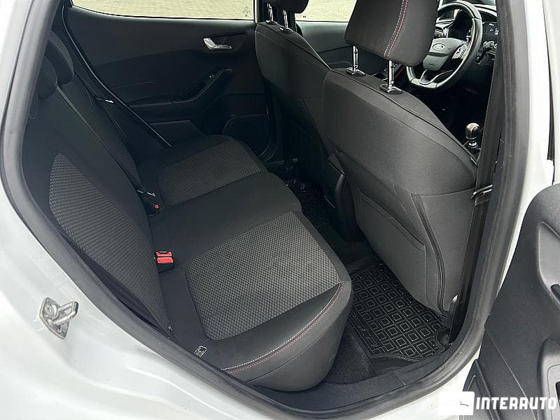 2017 Ford Fiesta — Miniatură 18