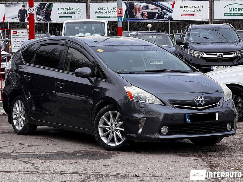 Toyota Prius Plus / V 2012 — Миниатюра 4