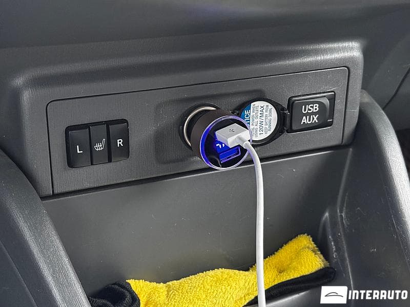 Toyota Prius Plus / V 2012 — Миниатюра 14