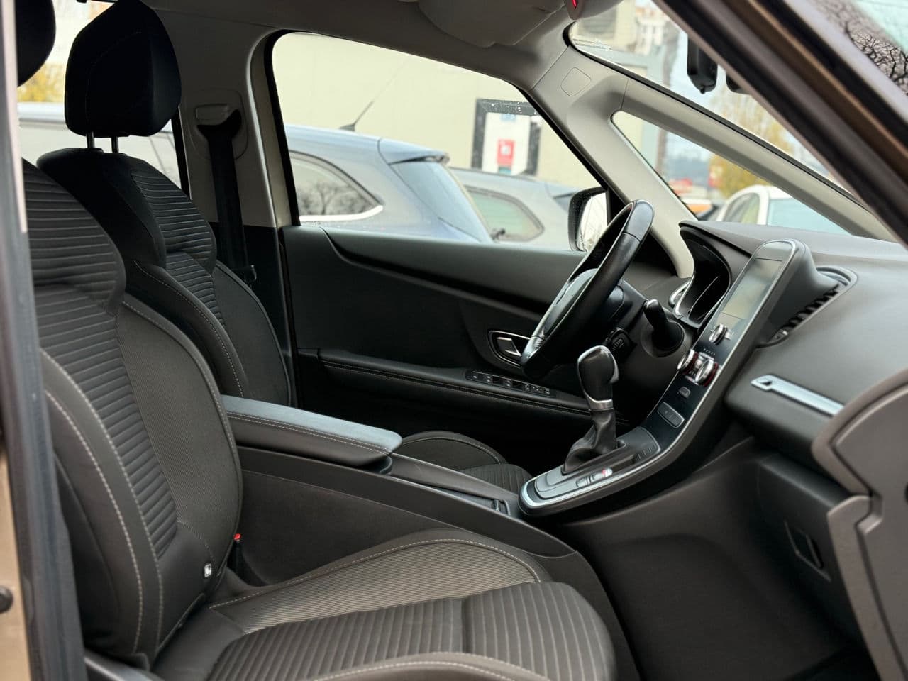 Renault Scenic 2017 — Миниатюра 13