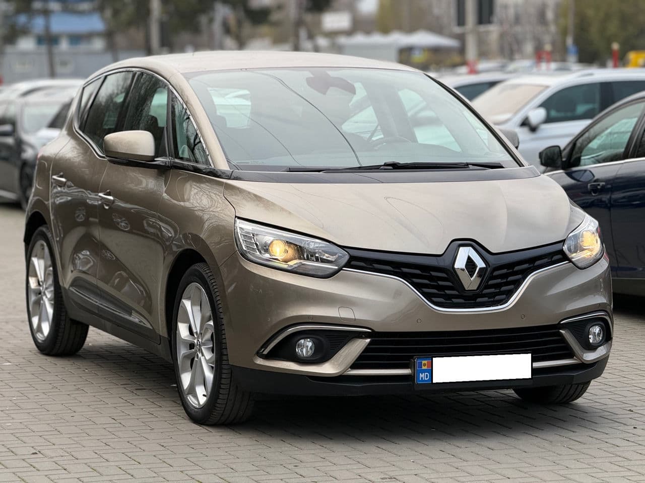 Renault Scenic 2017 — Миниатюра 3