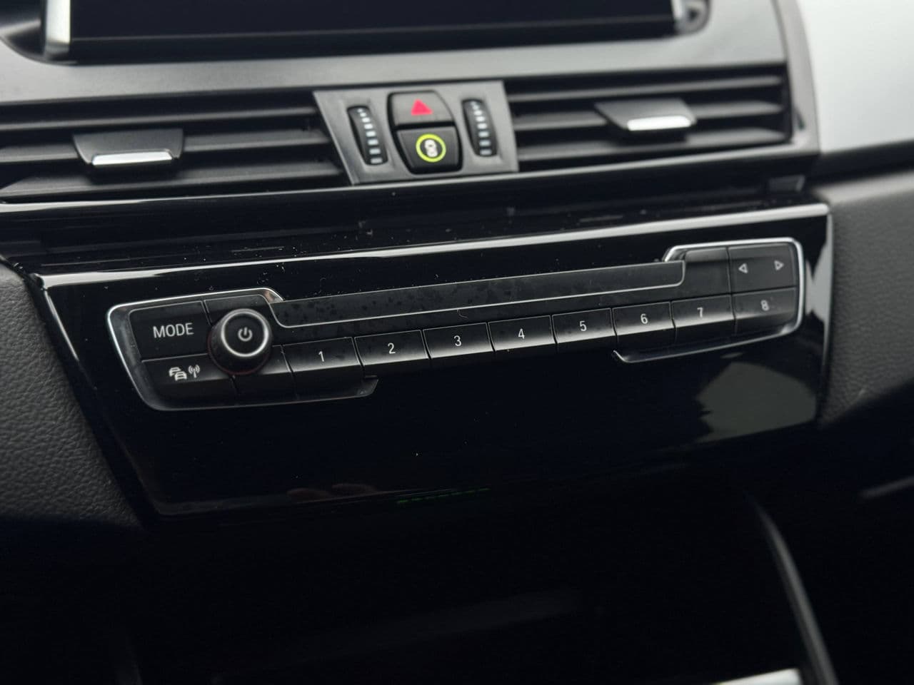 2019 BMW 216d — Miniatură 11