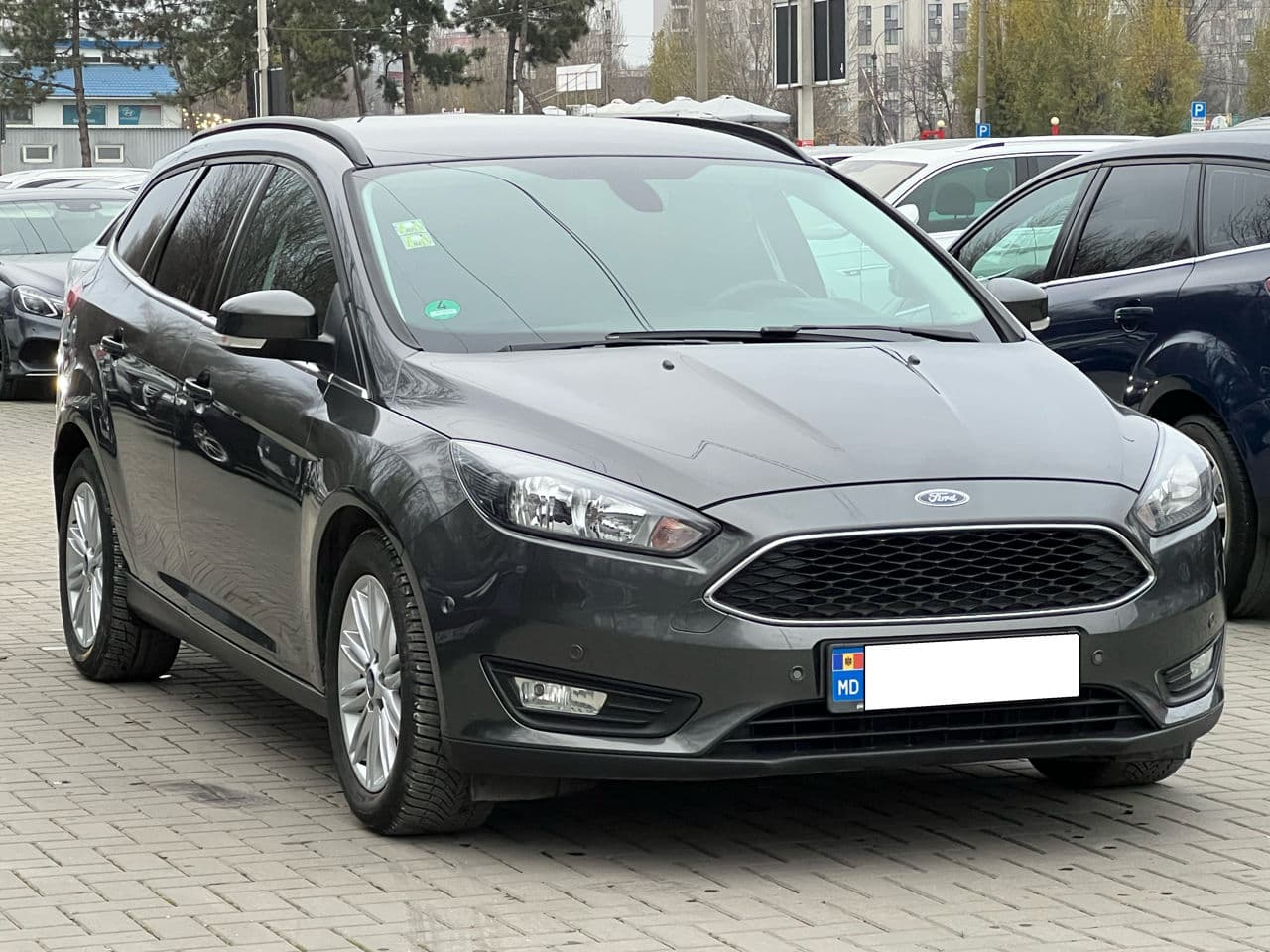 2018 Ford Focus — Miniatură 3