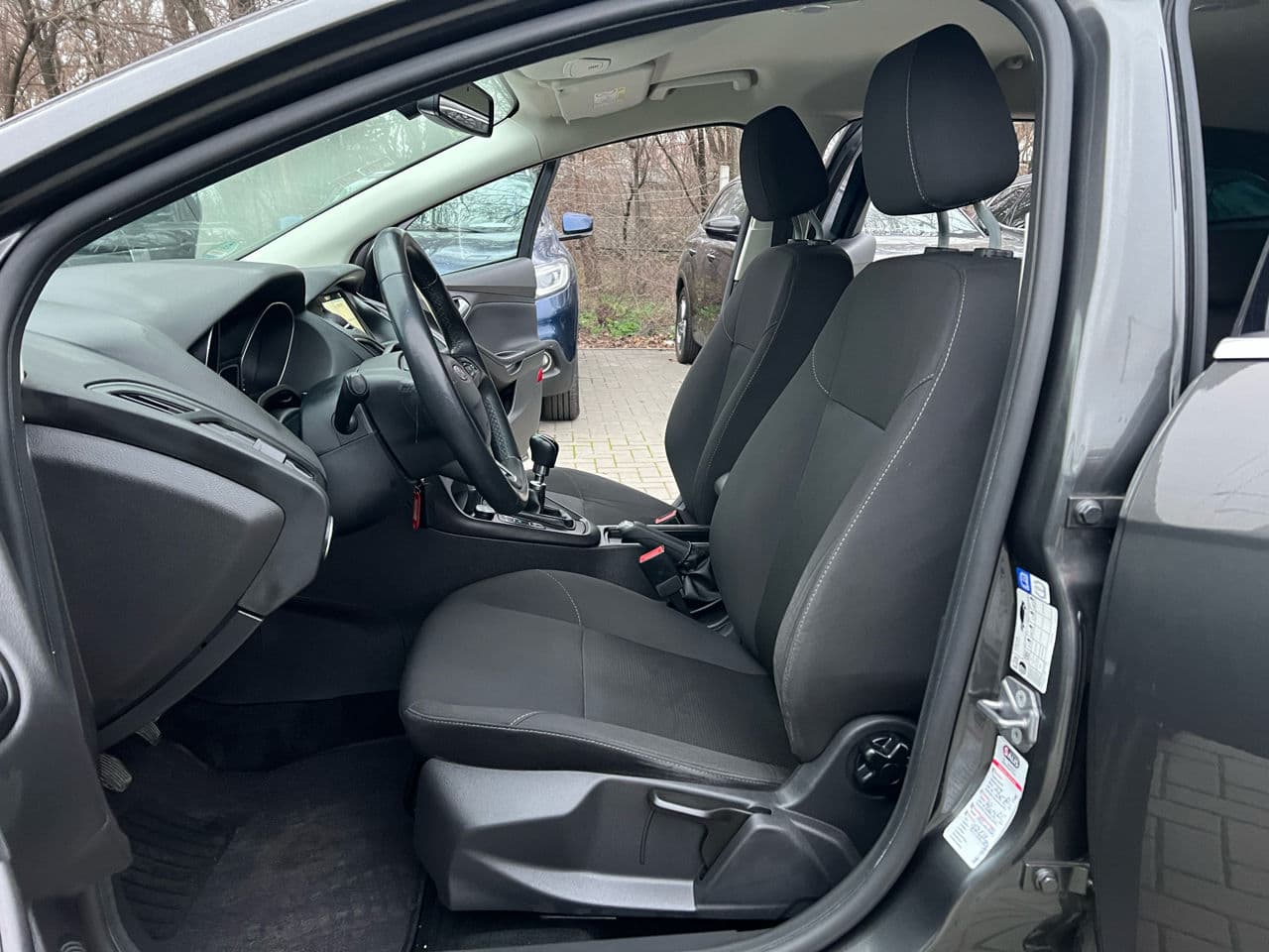 2018 Ford Focus — Miniatură 5