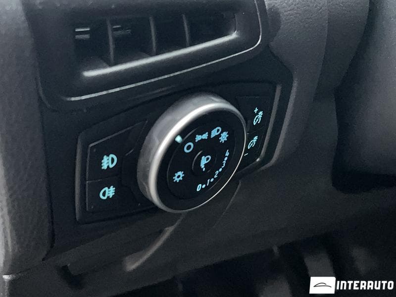 2018 Ford Focus — Miniatură 7