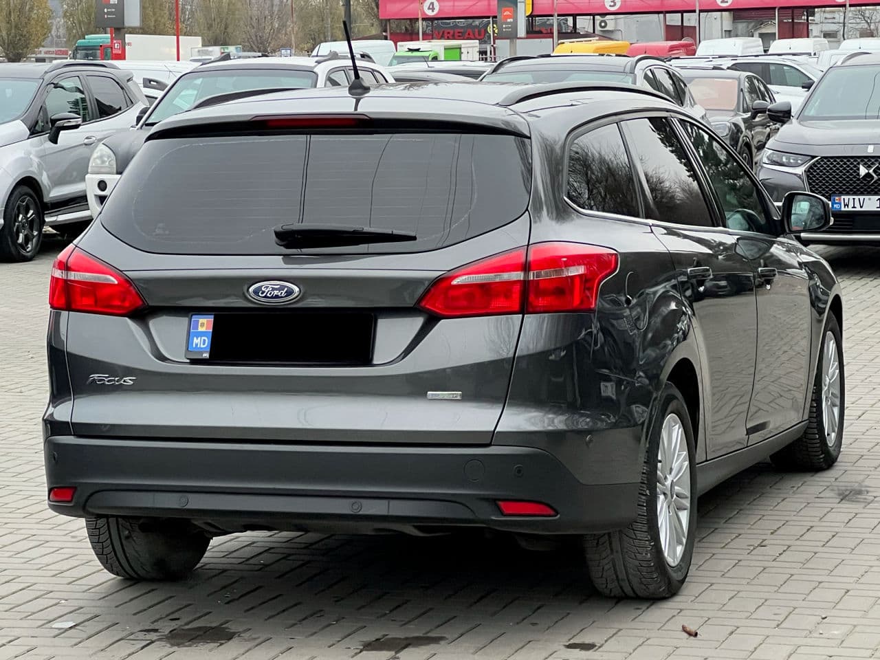 2018 Ford Focus — Miniatură 2