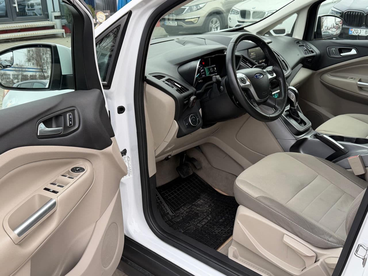 2015 Ford C-MAX — Miniatură 5