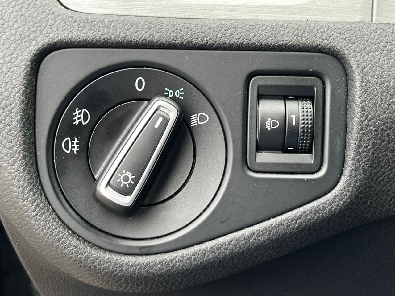 2014 Volkswagen Golf — Miniatură 11