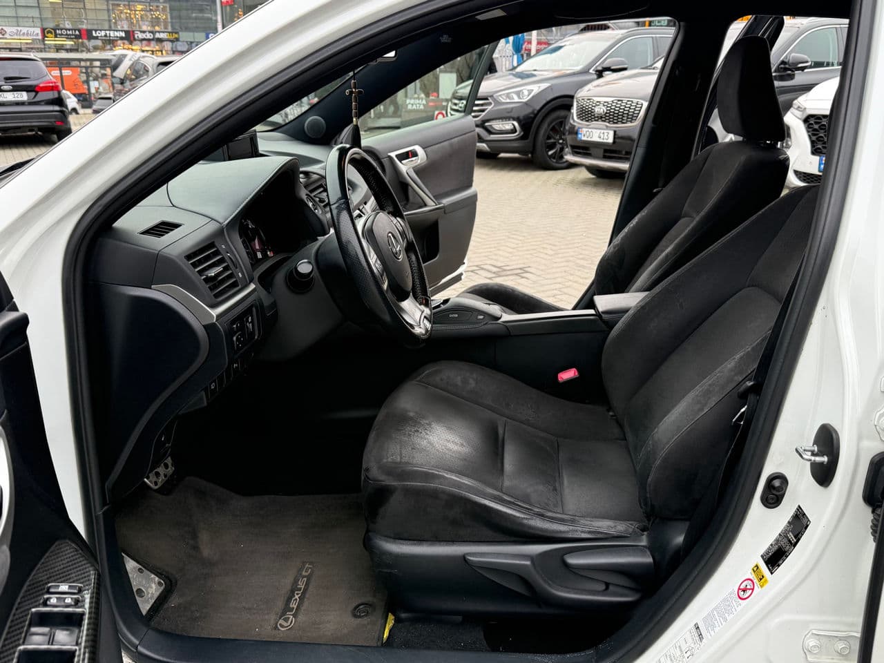 Lexus CT 200h 2012 — Миниатюра 5