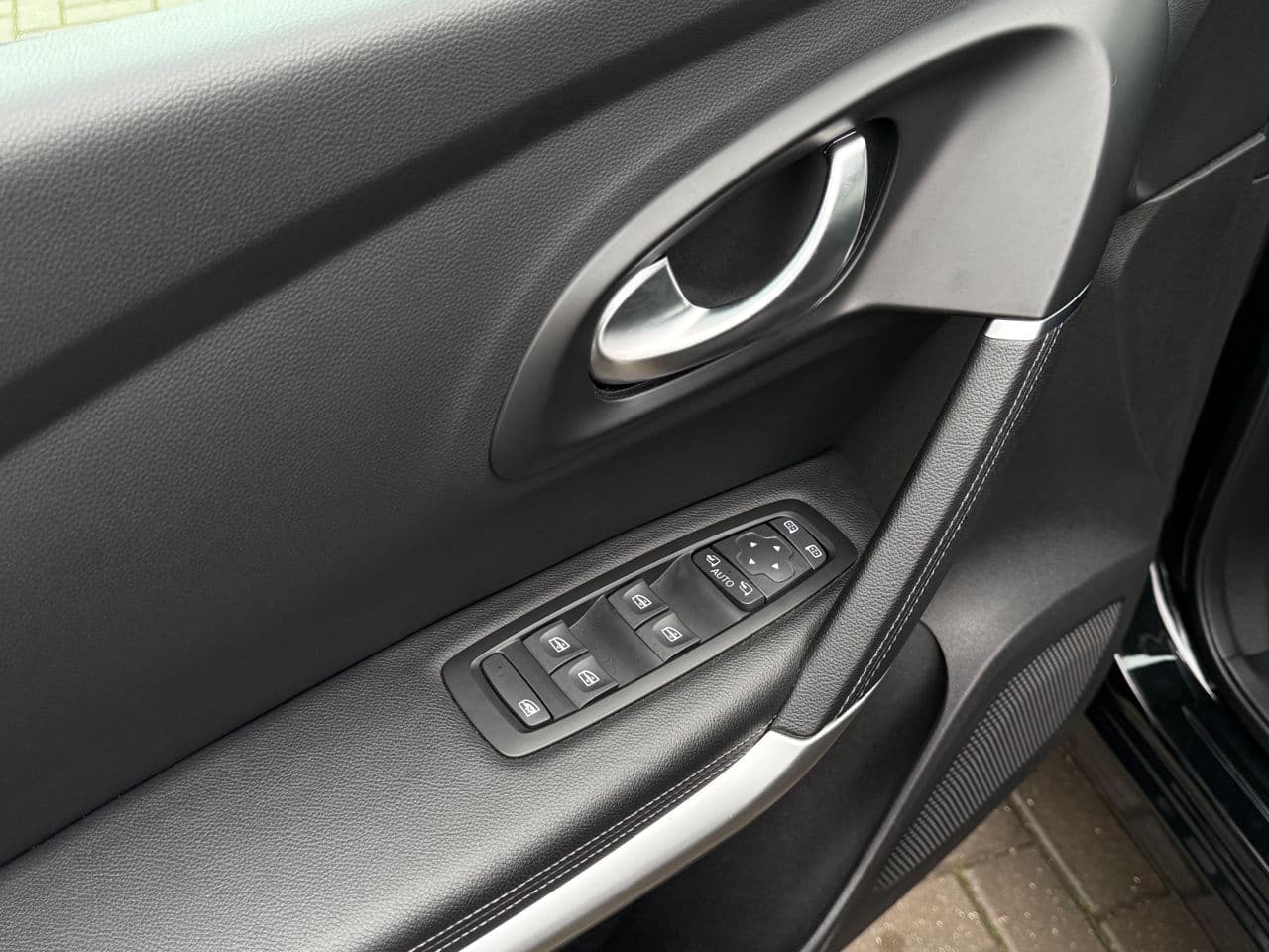 2019 Renault Kadjar — Miniatură 8
