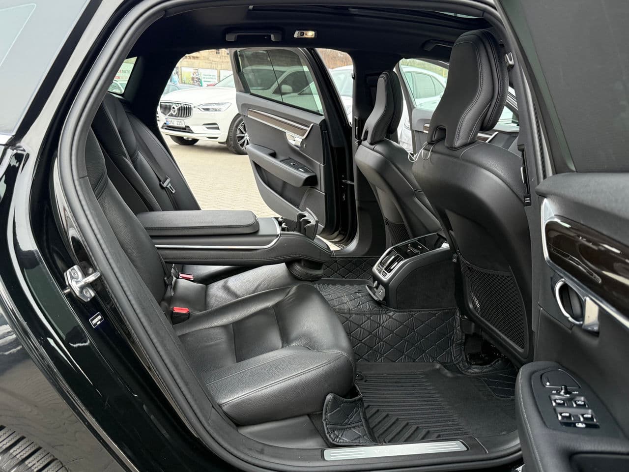 2020 Volvo S 90 — Miniatură 16