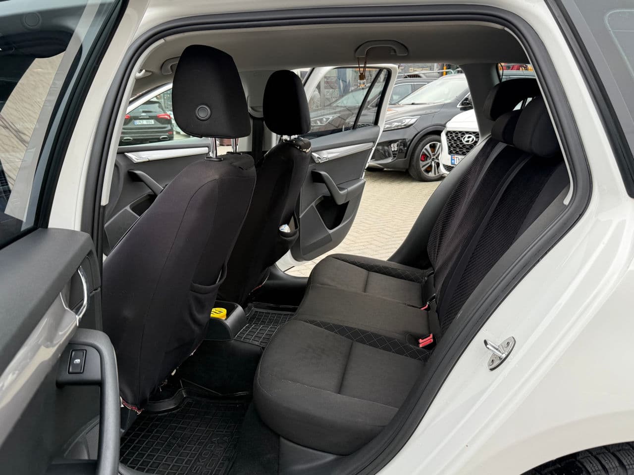 2017 Skoda Octavia — Miniatură 11