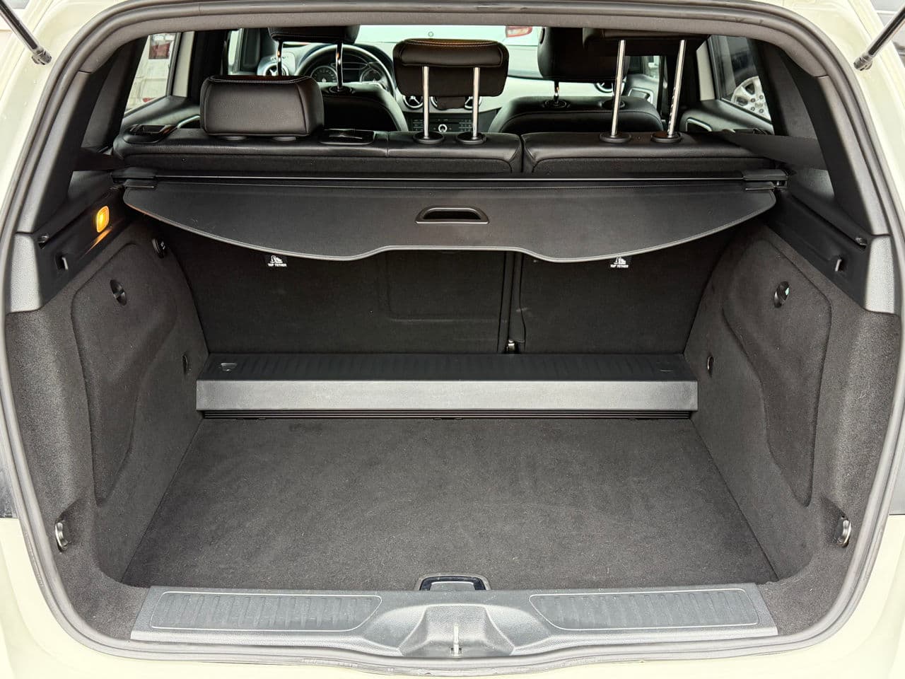 2015 Mercedes B 250E — Miniatură 5