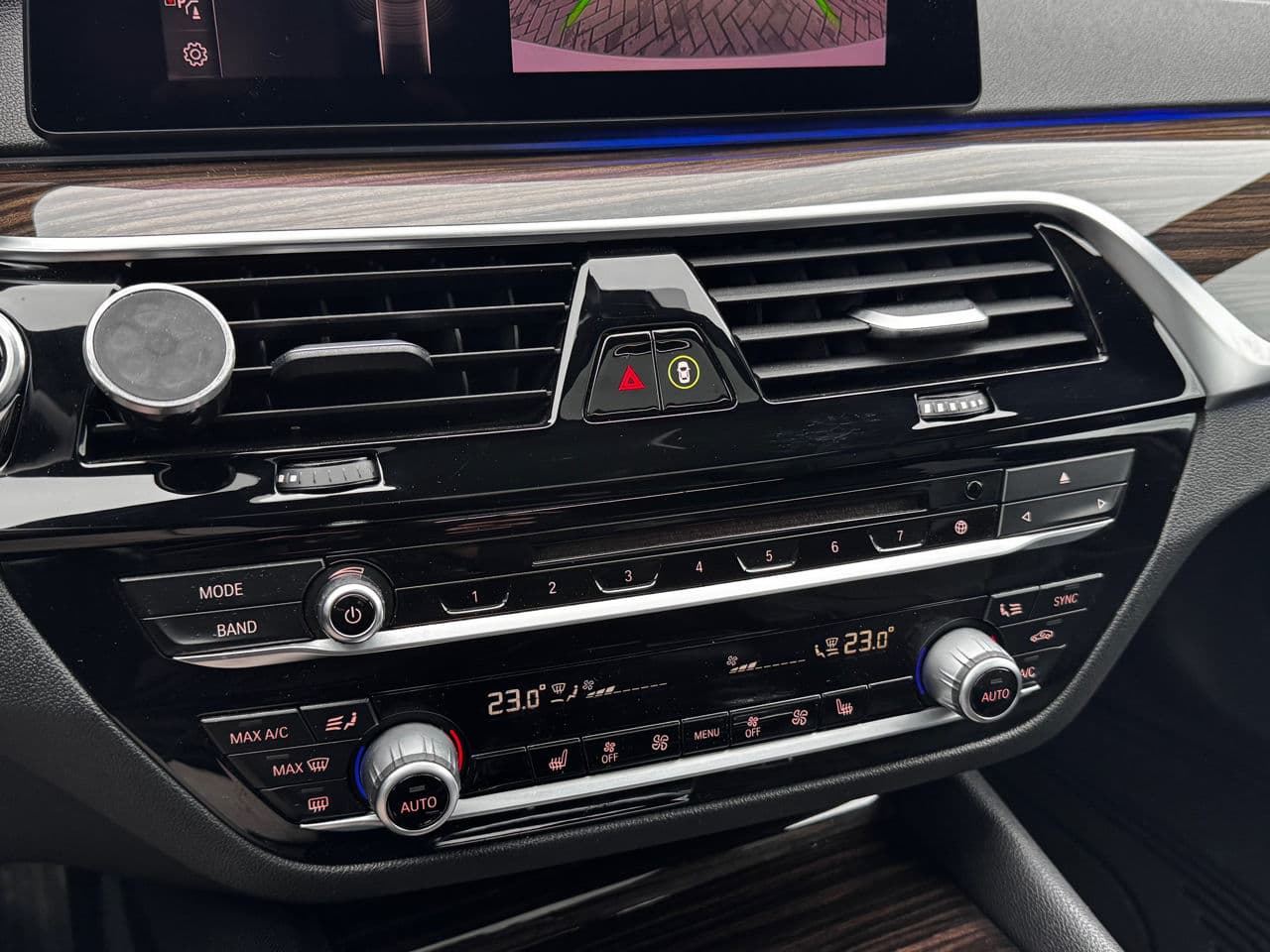 BMW 530e 2019 — Миниатюра 12