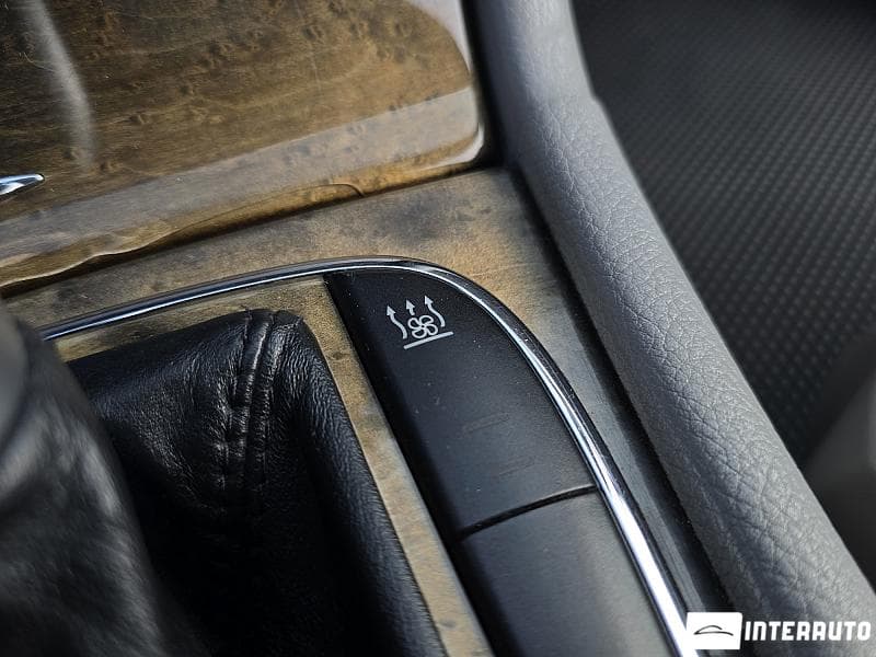 2006 Mercedes E 320 — Miniatură 13