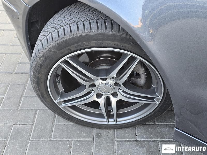 2006 Mercedes E 320 — Miniatură 17