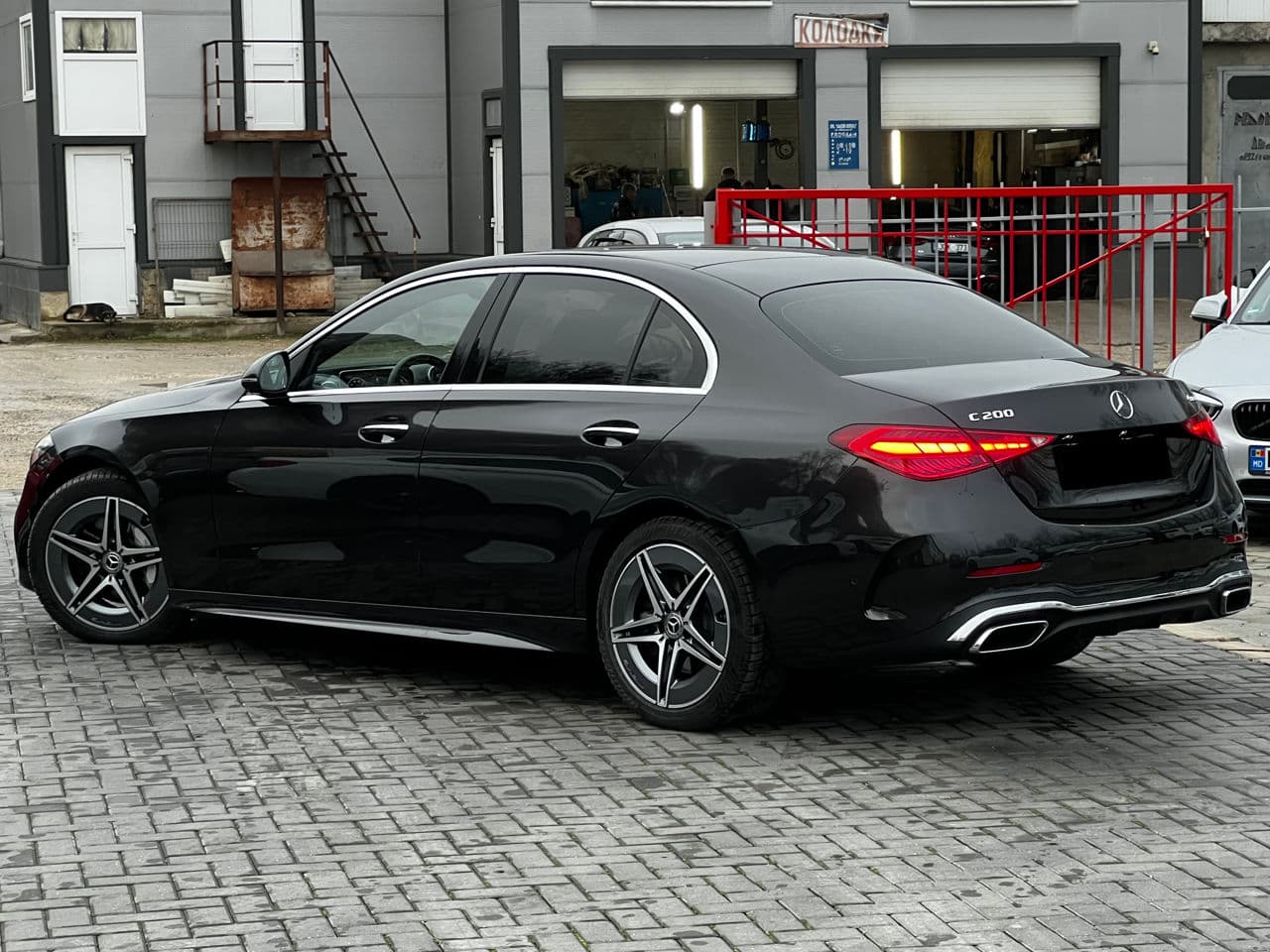 2021 Mercedes C 200 — Miniatură 2
