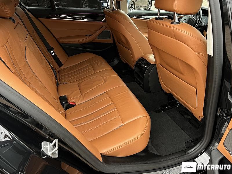 2021 BMW 530e — Miniatură 20