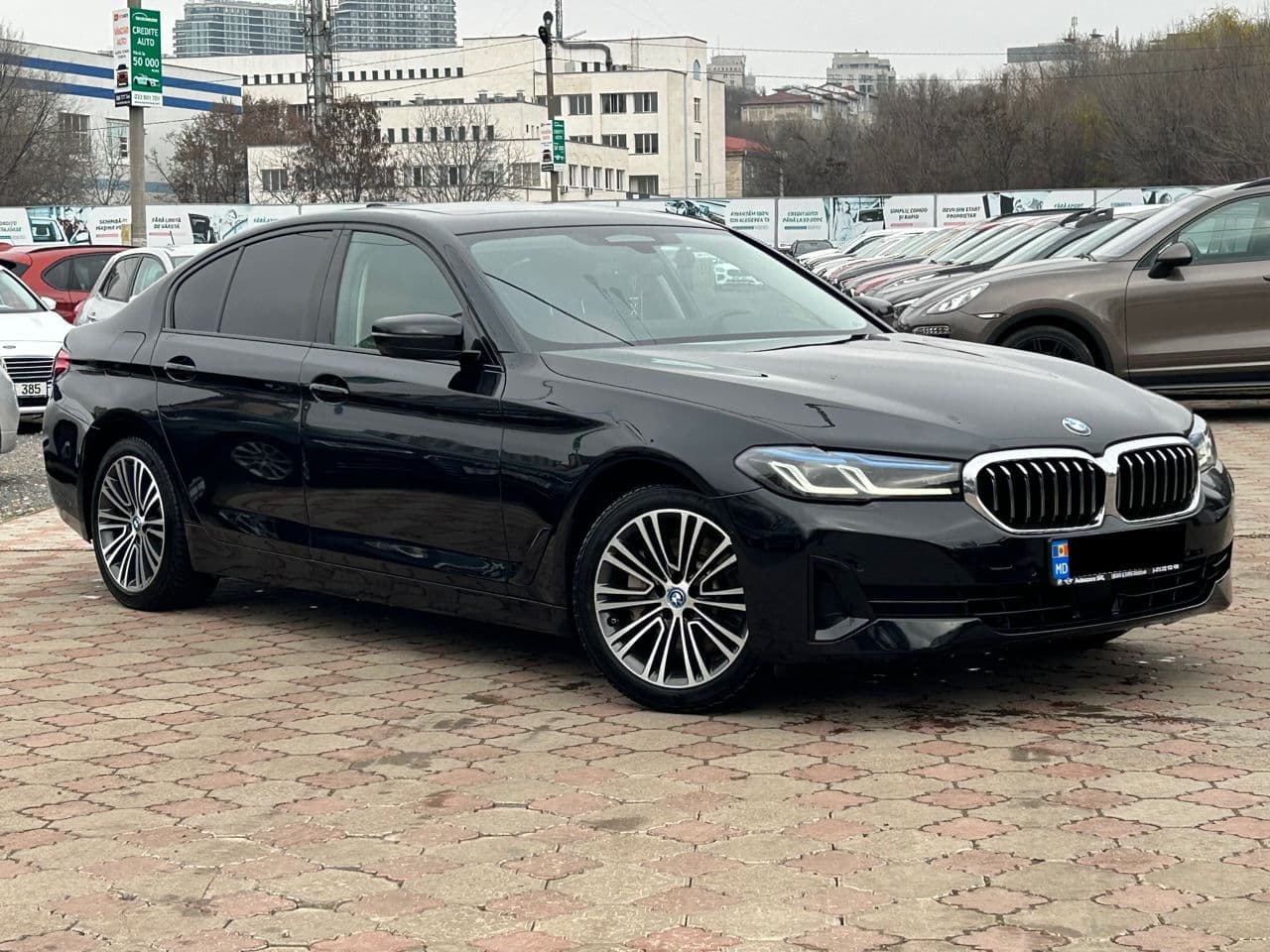 2021 BMW 530e — Miniatură 4