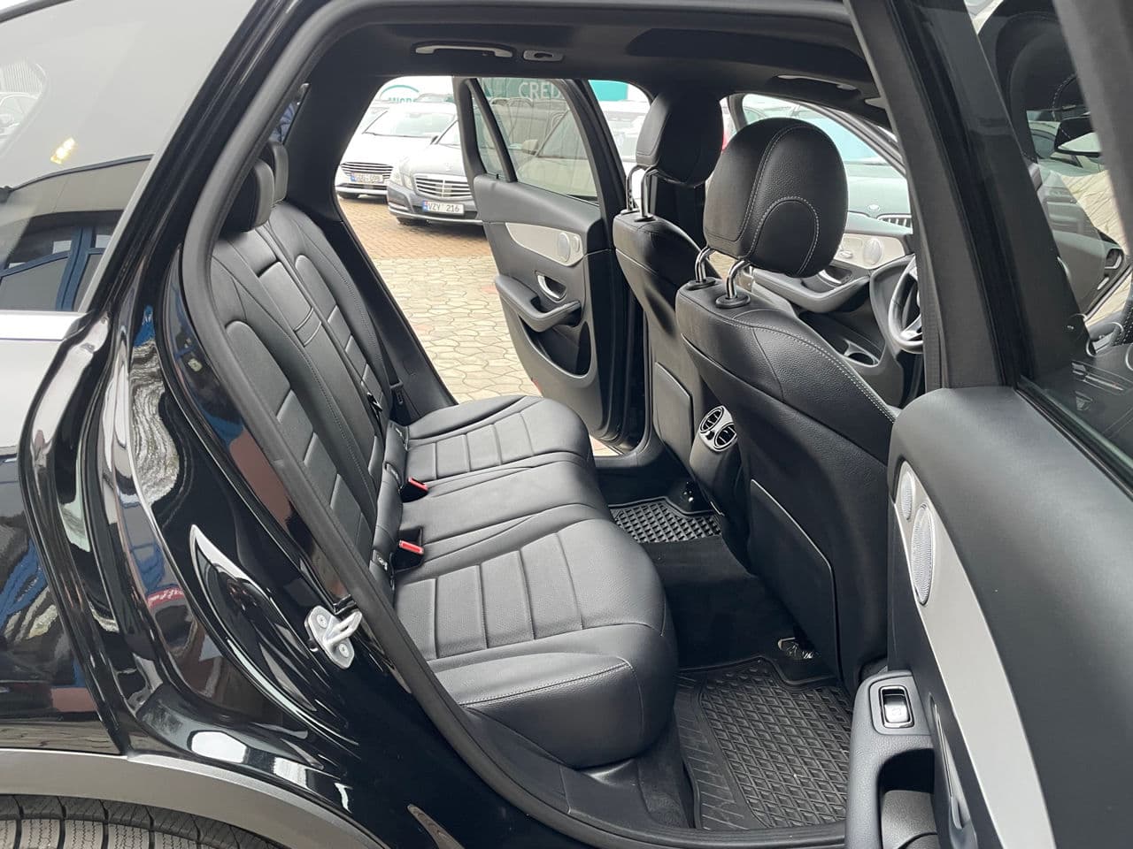 2019 Mercedes GLC 350e — Miniatură 19