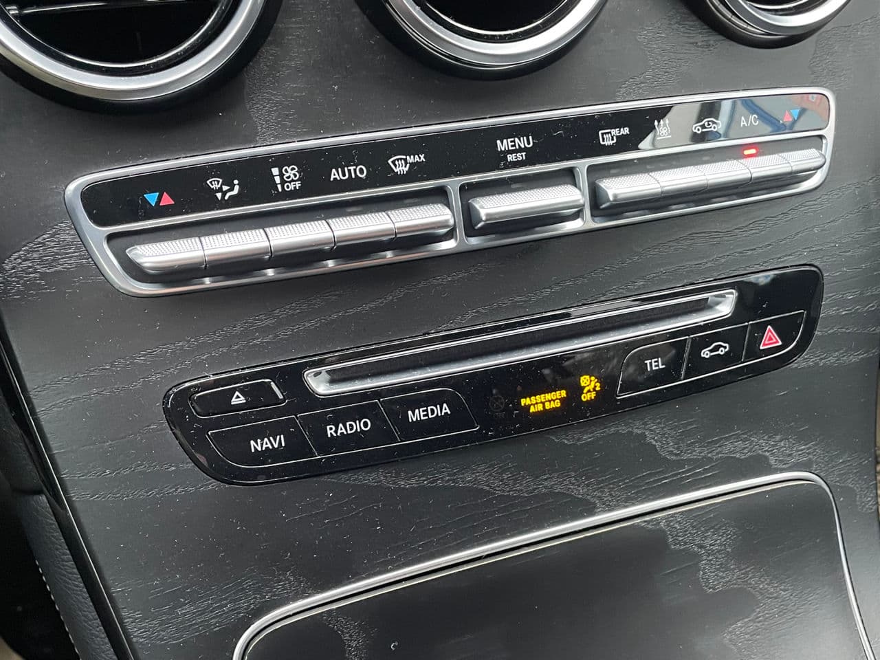 2019 Mercedes GLC 350e — Miniatură 16