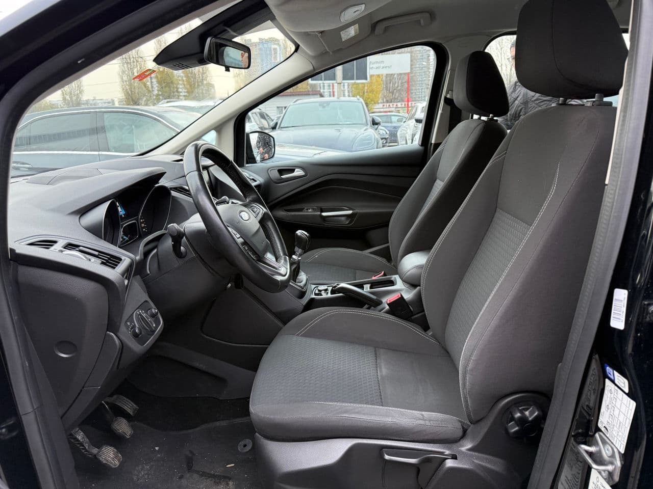 2016 Ford C-MAX — Miniatură 5