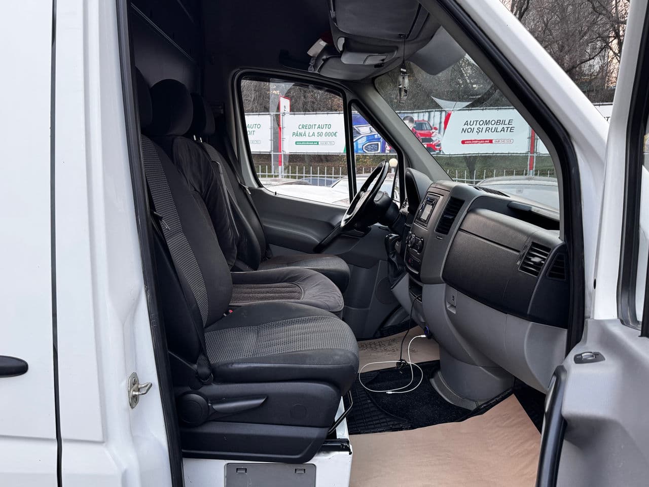 2010 Mercedes Sprinter — Miniatură 10